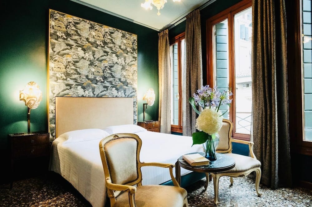 ペンシオーネ アッカデーミア ヴィッラ マラヴェージェ 写真