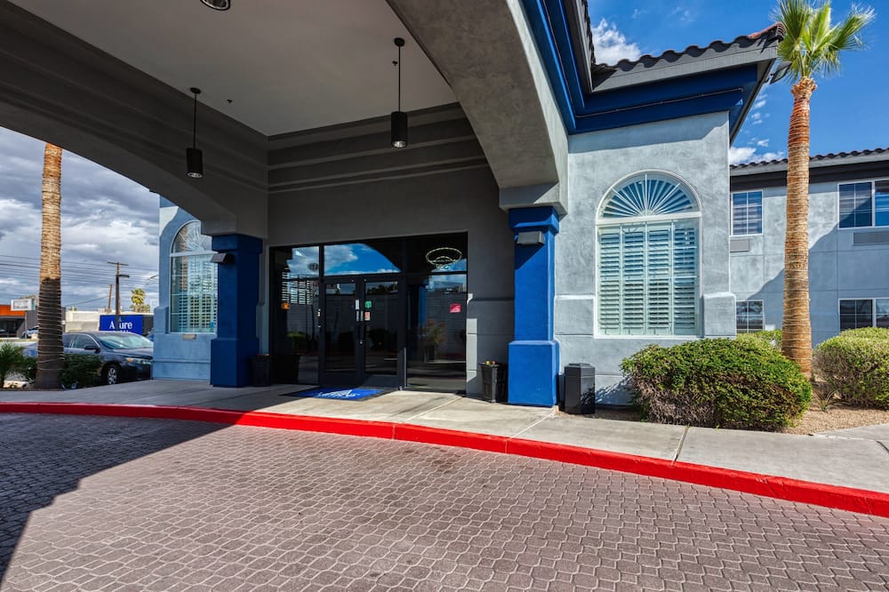 ザ アズール ホテル 写真