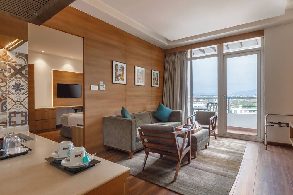 ホテル アンバサダー バイ エース ホテルズ 写真