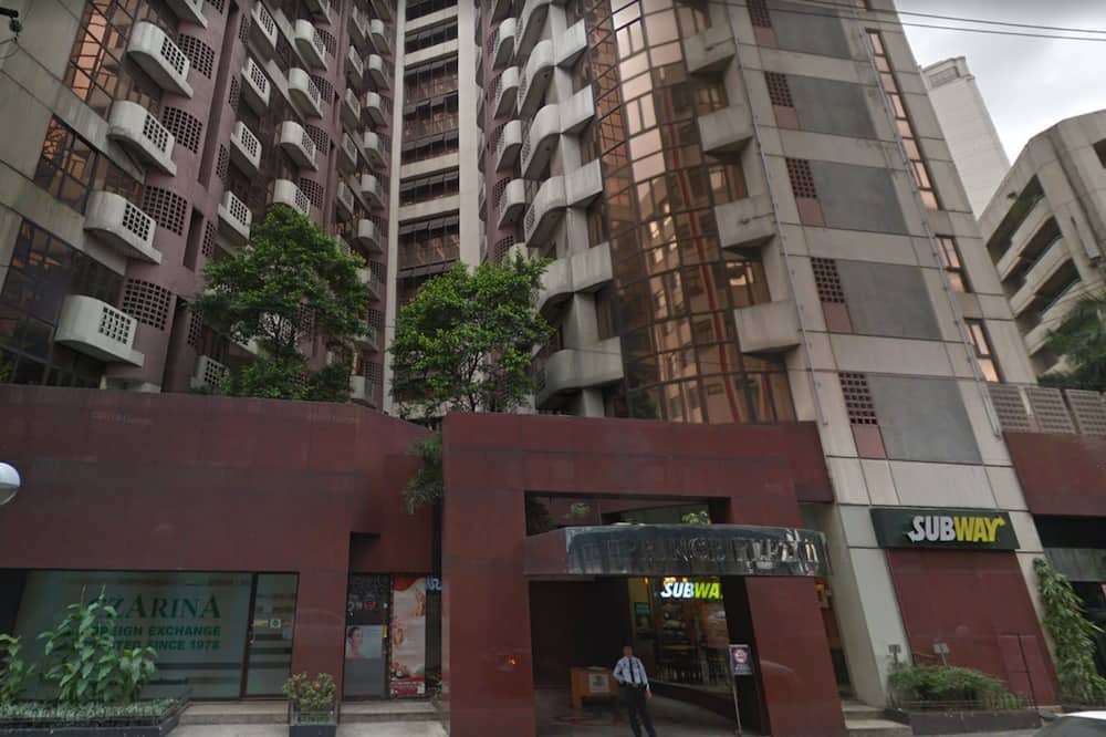 プリンス プラザ II コンドテル 写真