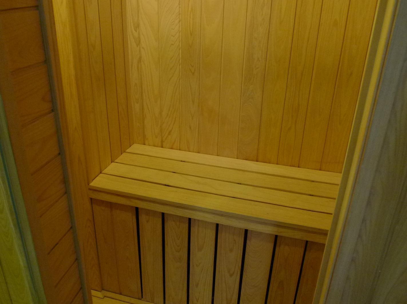 ホテル ダブル ワン 写真