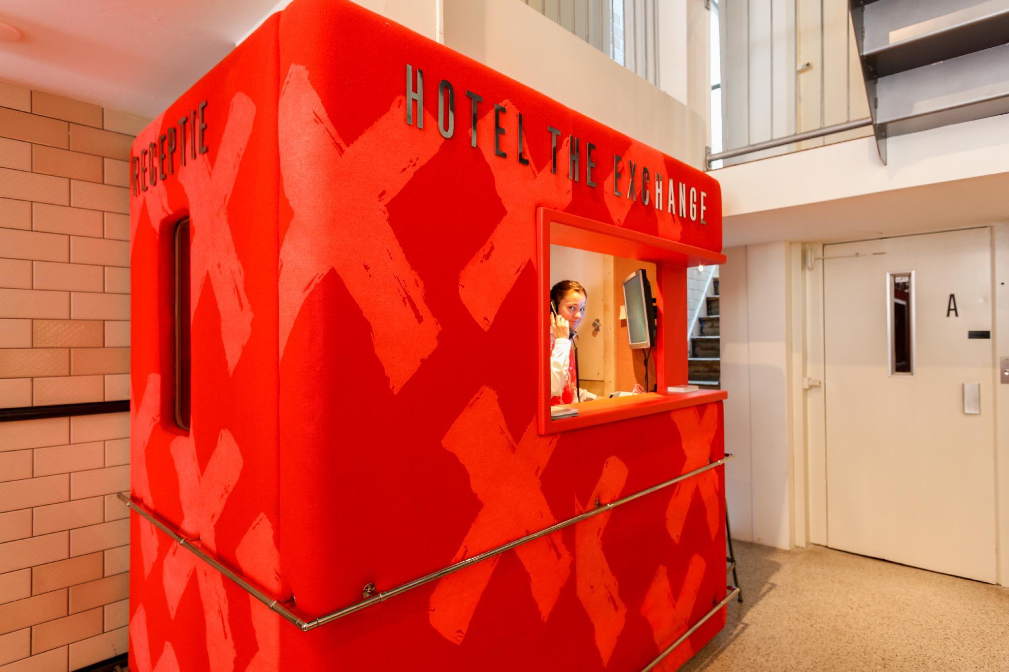 ホテル ジ エクスチェンジ 写真