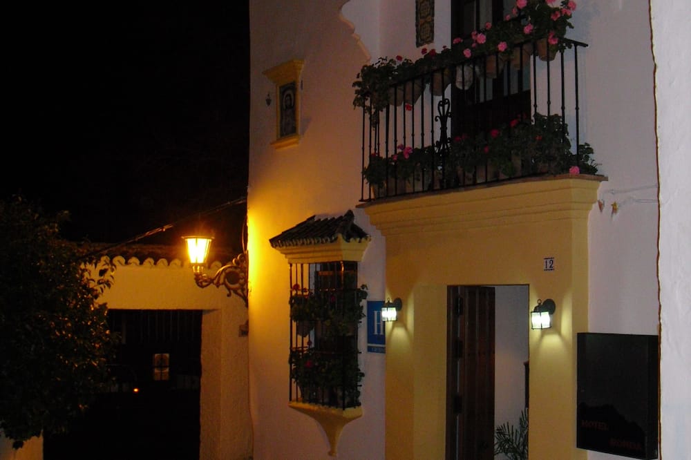 Ronda Center Apartments with Pool 写真