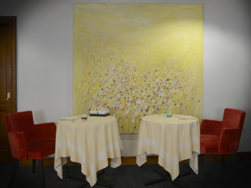 ザ ニュー ミディ ホテル 写真