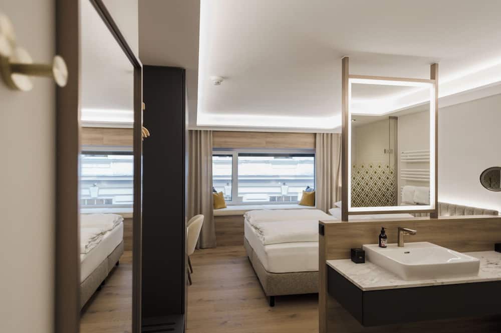 ホテル シュバルツァー ベア 写真