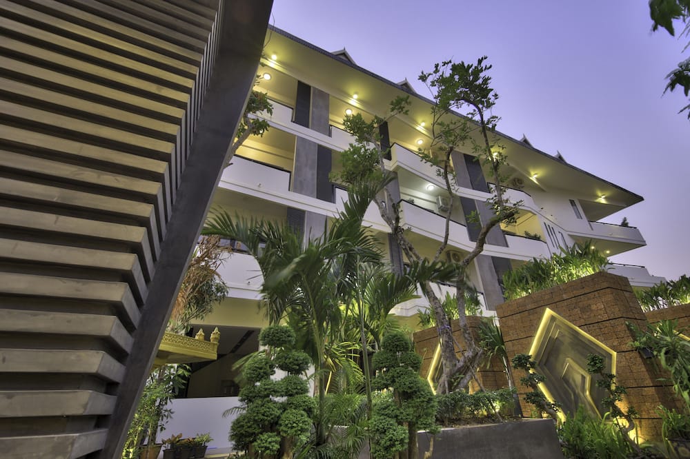 セントラル スイート レジデンス 写真