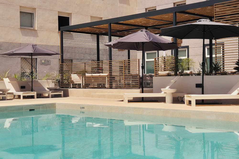 アパルタメントス ベルティセ セビリア アルハラフェ 写真