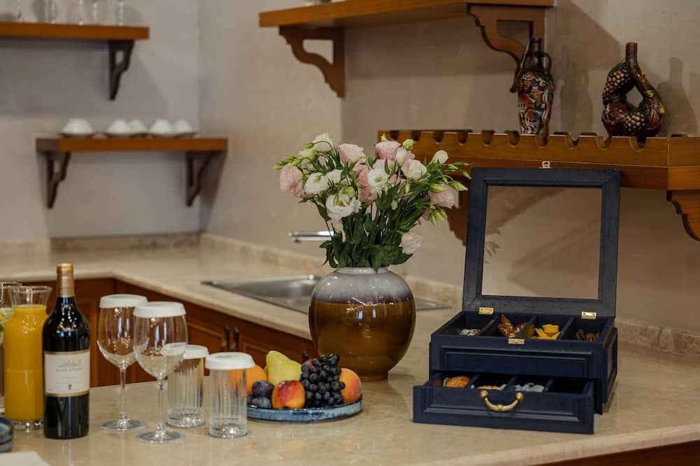 Divan Suites Batumi 写真