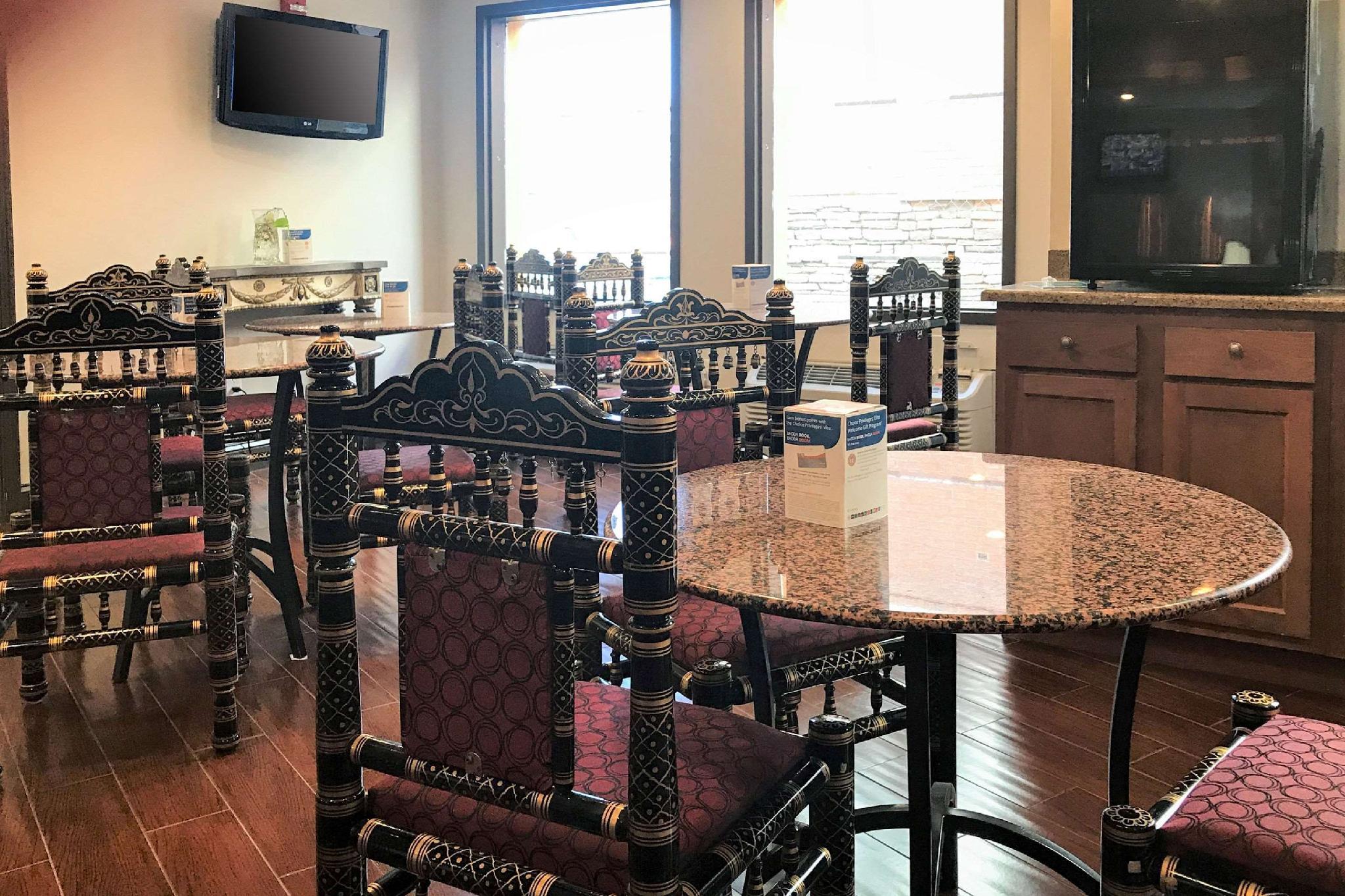 スーパー  8 バイ ウィンダム グロスター 写真