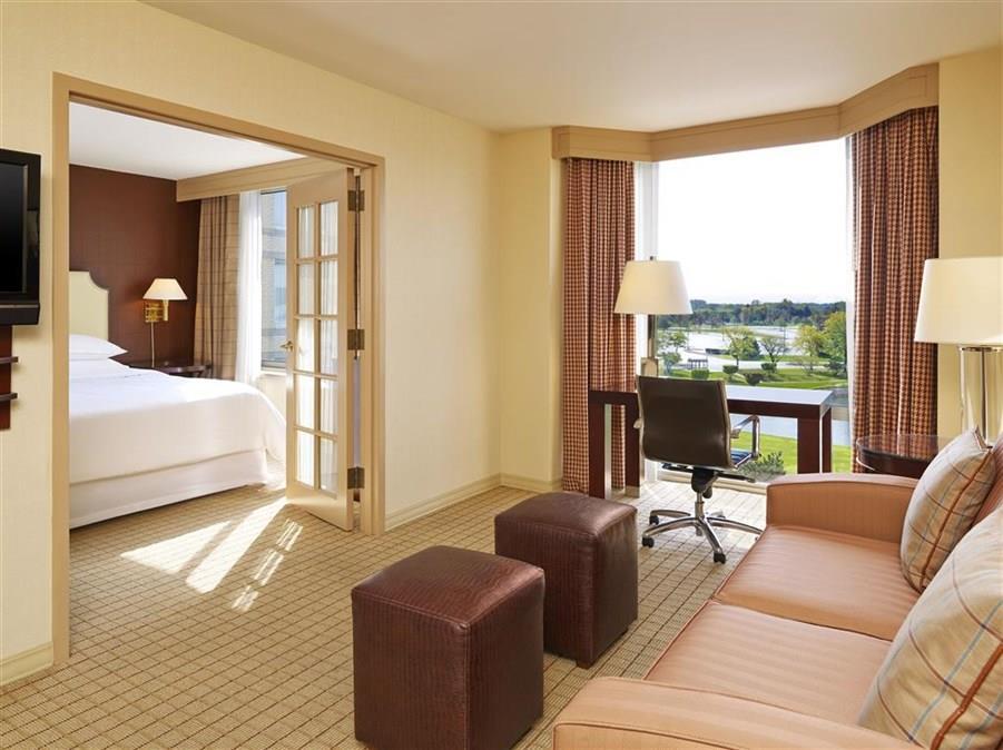 シェラトン スイーツ シカゴ エルク グローブ 写真