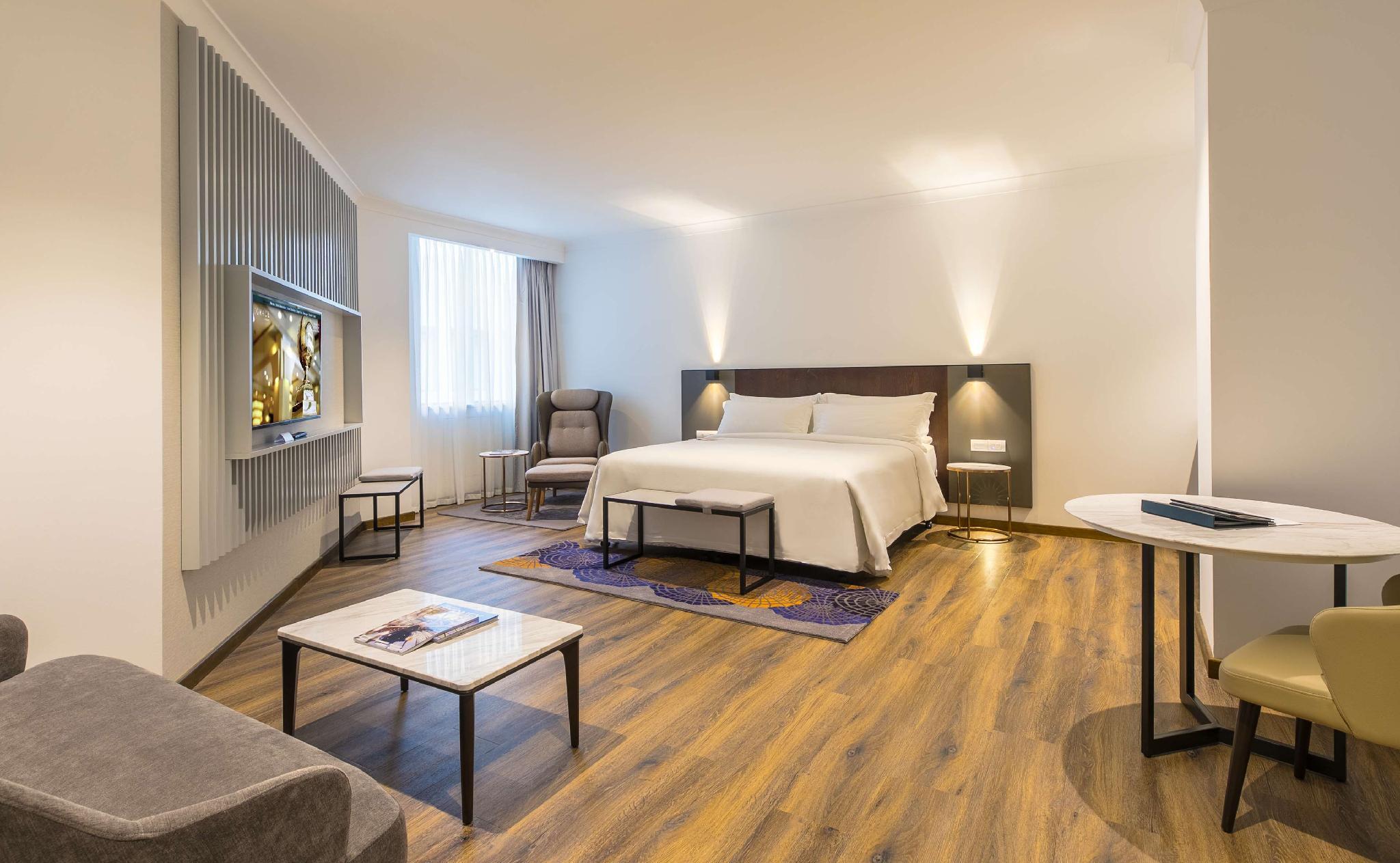 ザ グレース ホテル 写真