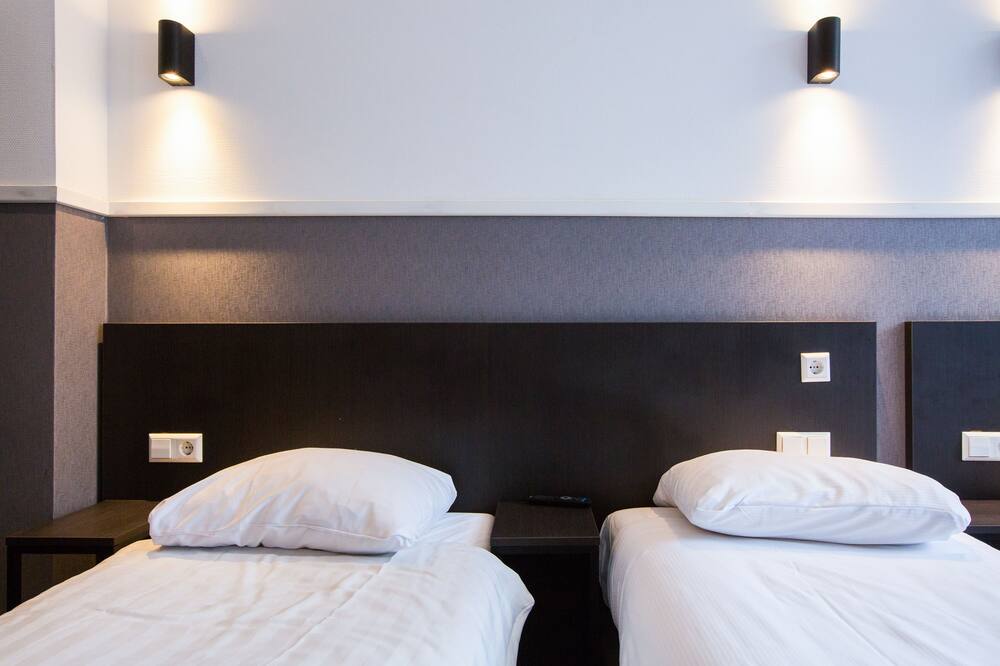 ホテル マノファ 写真