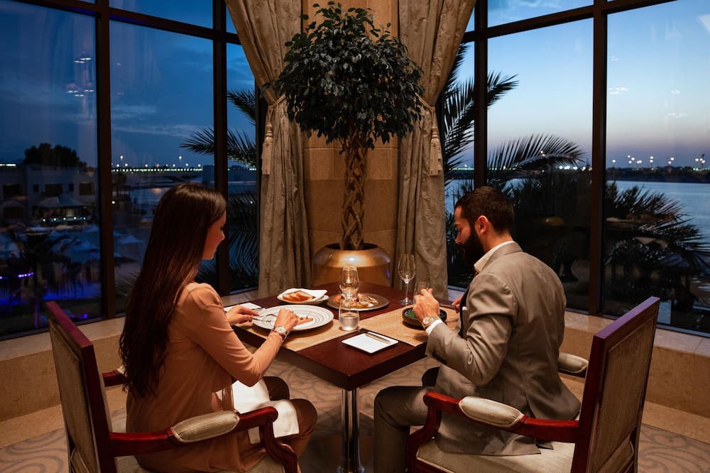 シャングリ ラ カリヤット アル ベリ アブダビ 写真