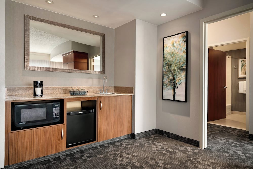 Courtyard by Marriott Ewing Princeton 写真