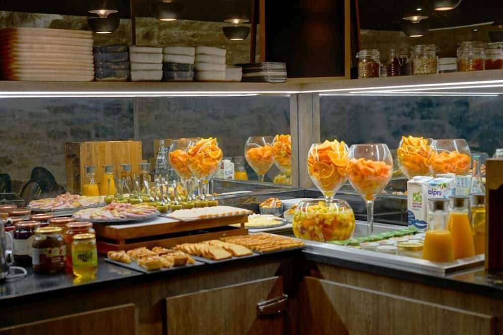 ベスト ウェスタン ホテル ル モンマルトル サン ピエール 写真