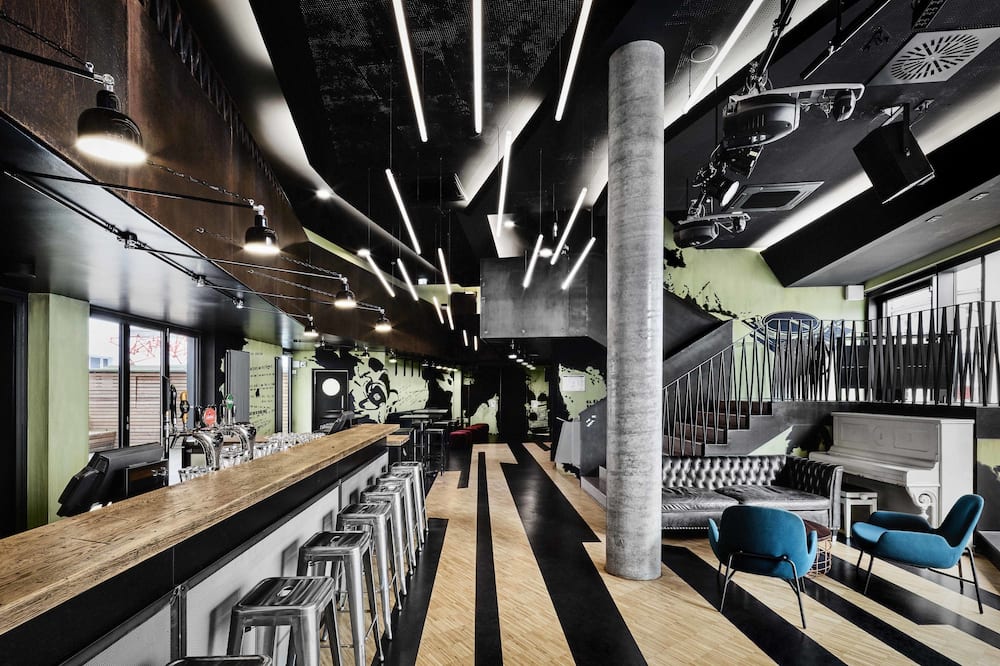 ジェネレーターハンブルグ 写真