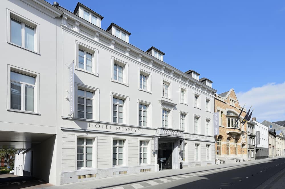 ホテル メッセネ 写真