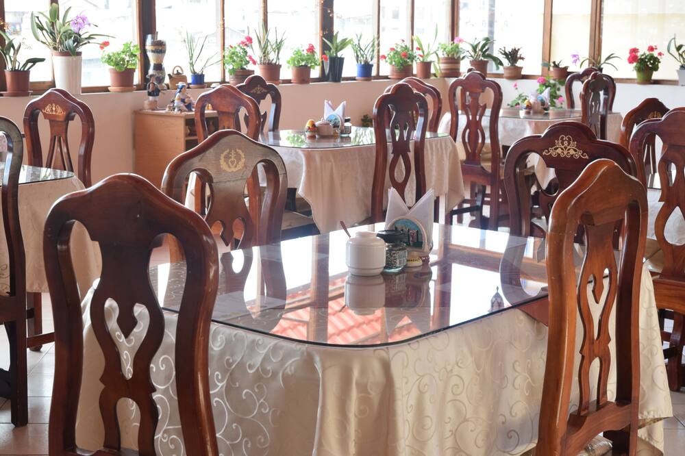 ホテル カーサ モンテロ 写真