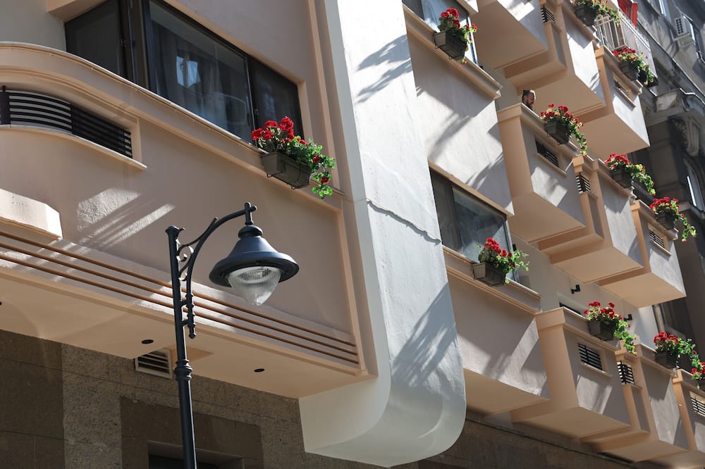 ゼウス エッセンス ブカレスト オペラ 写真