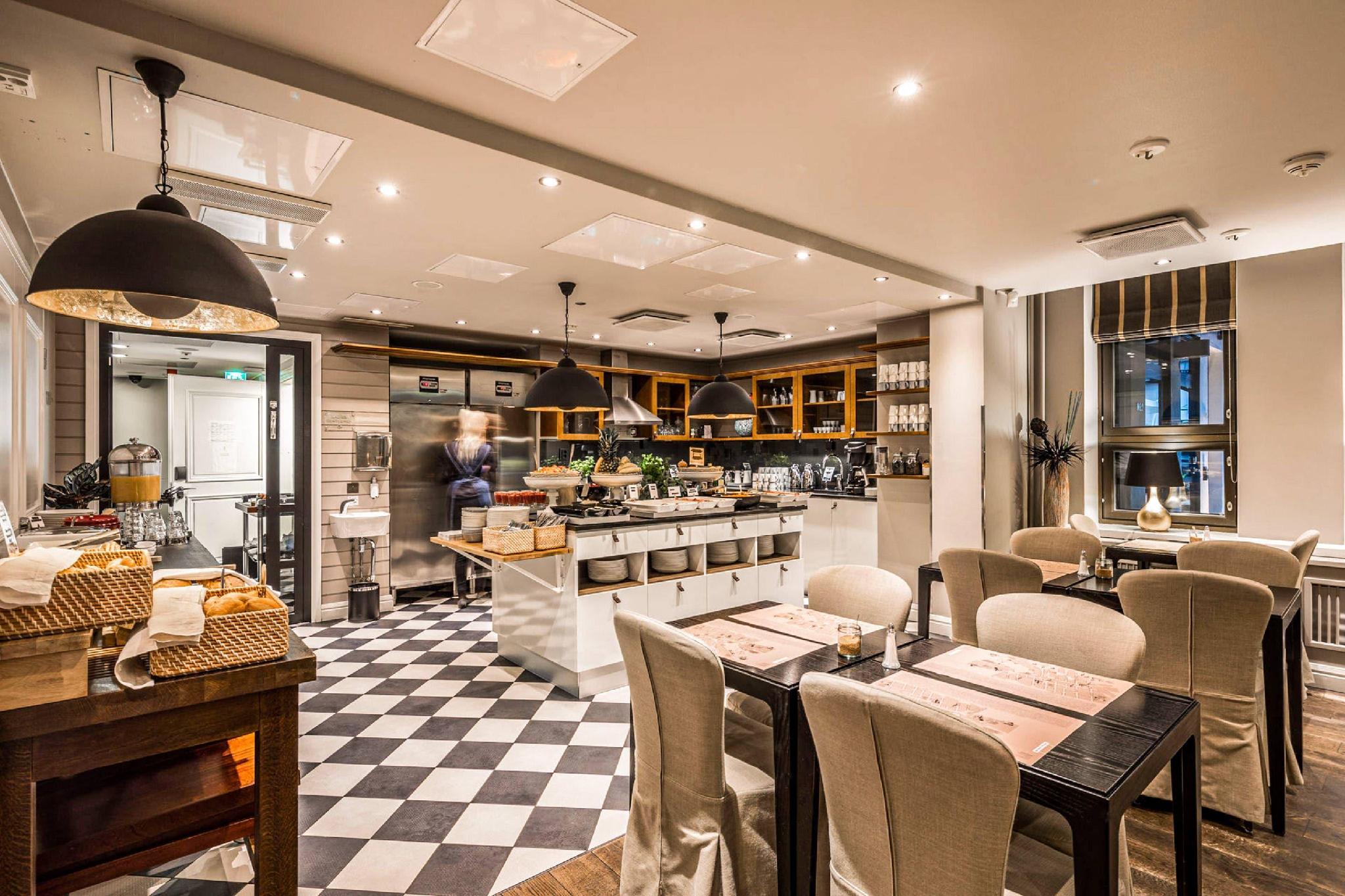 ホテル ファビアン 写真