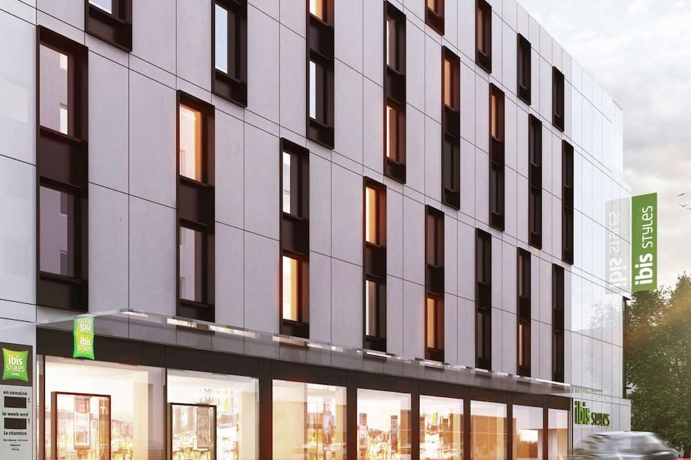 イビス スタイルズ ワルシャワ セントラム 写真