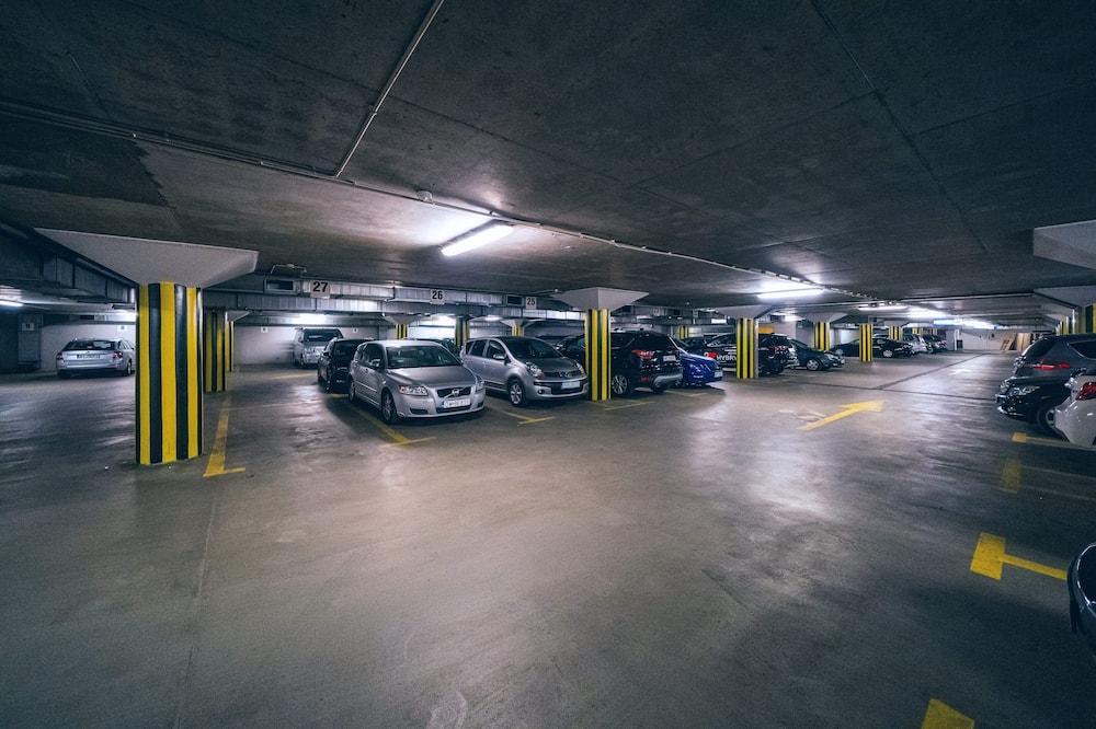 HP Park Plaza 写真