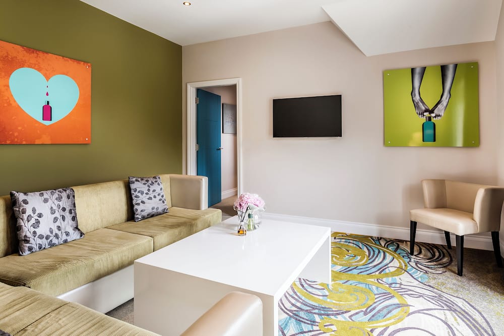 ダフォディル ホテル アンド スパ 写真