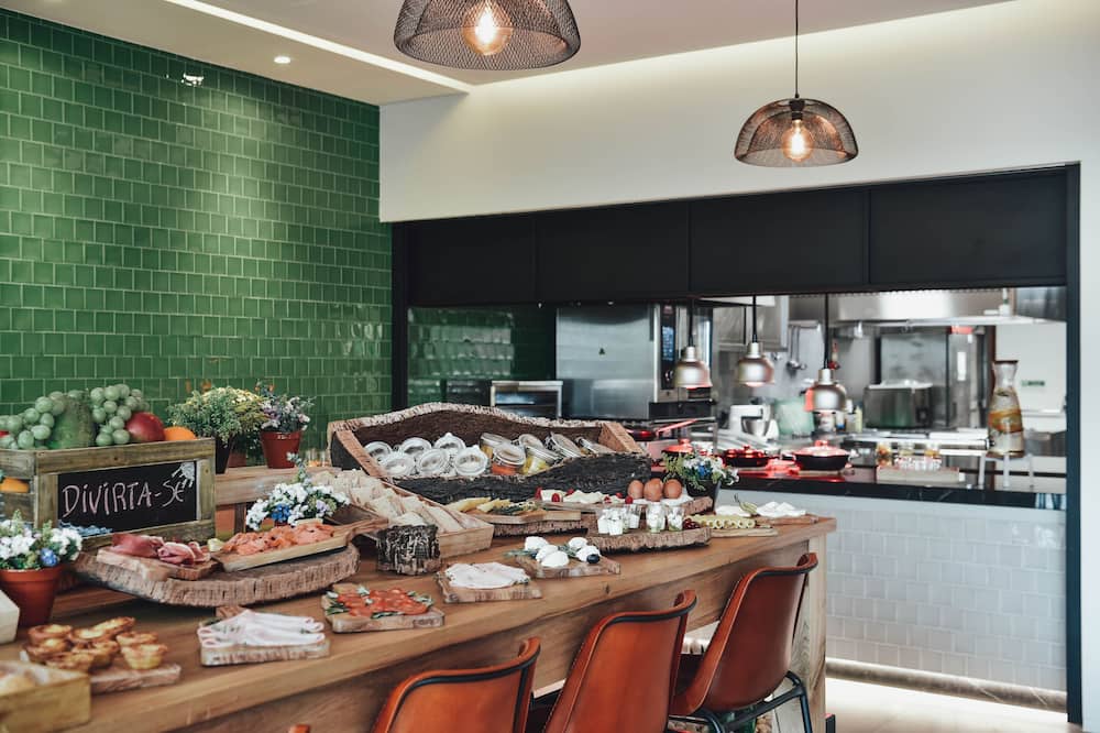 ザ エディトリー バイ ザ シー トロイア コンポルタ  ホテル 写真