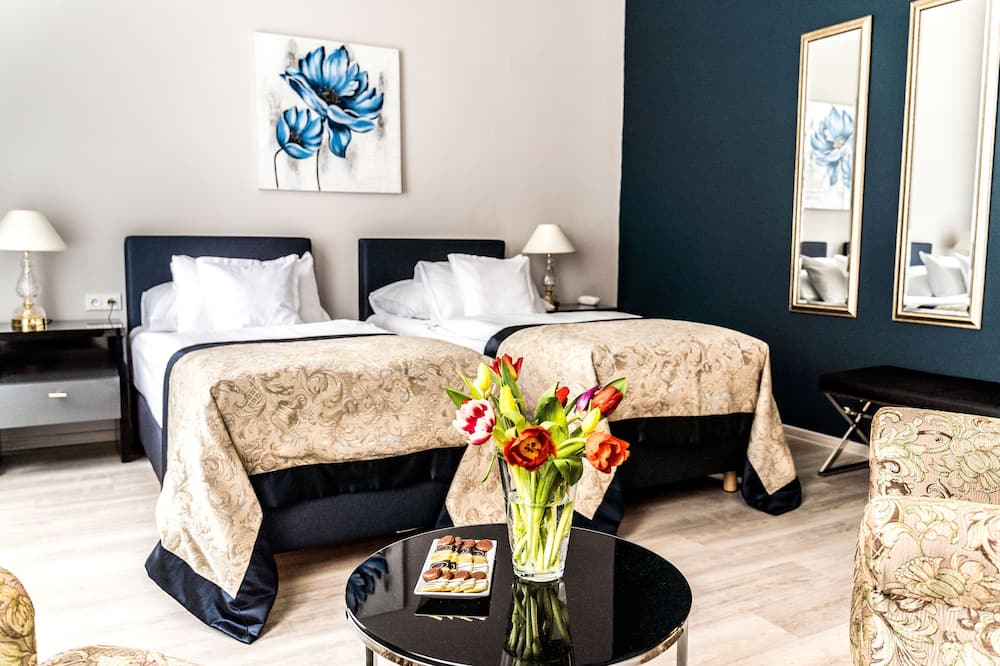 ホテル ユリアン 写真