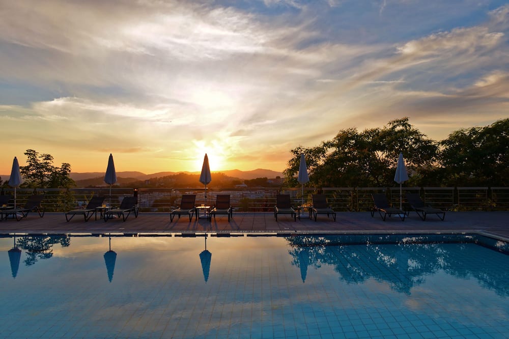 ポサーダ モステロ デ ギマランイス モニュメント ホテル 写真