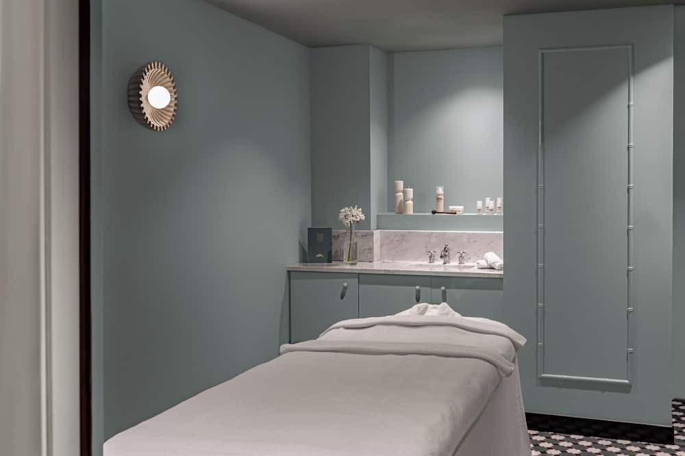 レジーナ エクスペリメンタル ビアリッツ 写真