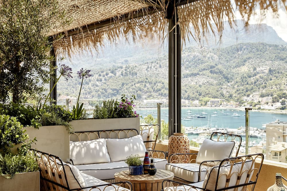 Bikini Island & Mountain Port de Soller Adults only 写真