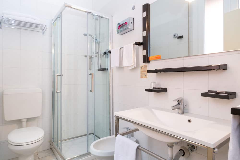 ホテル ユニバーシティ 写真