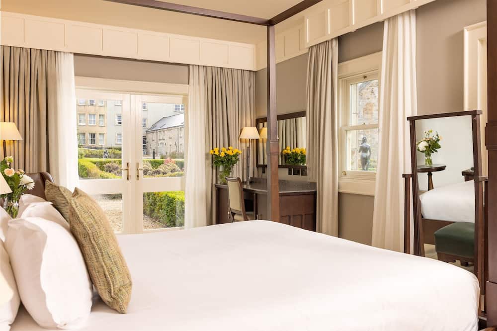 Solis Lough Eske Castle 写真