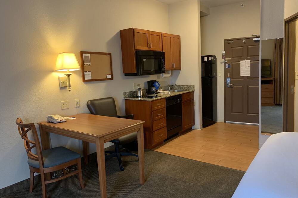 キャンドルウッド スイーツ ジョーンズボロ by IHG 写真