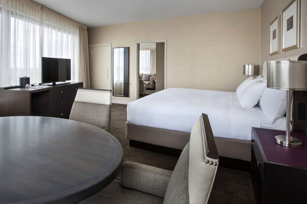 ハイアット リージェンシー ピッツバーグ インターナショナル エアポート 写真