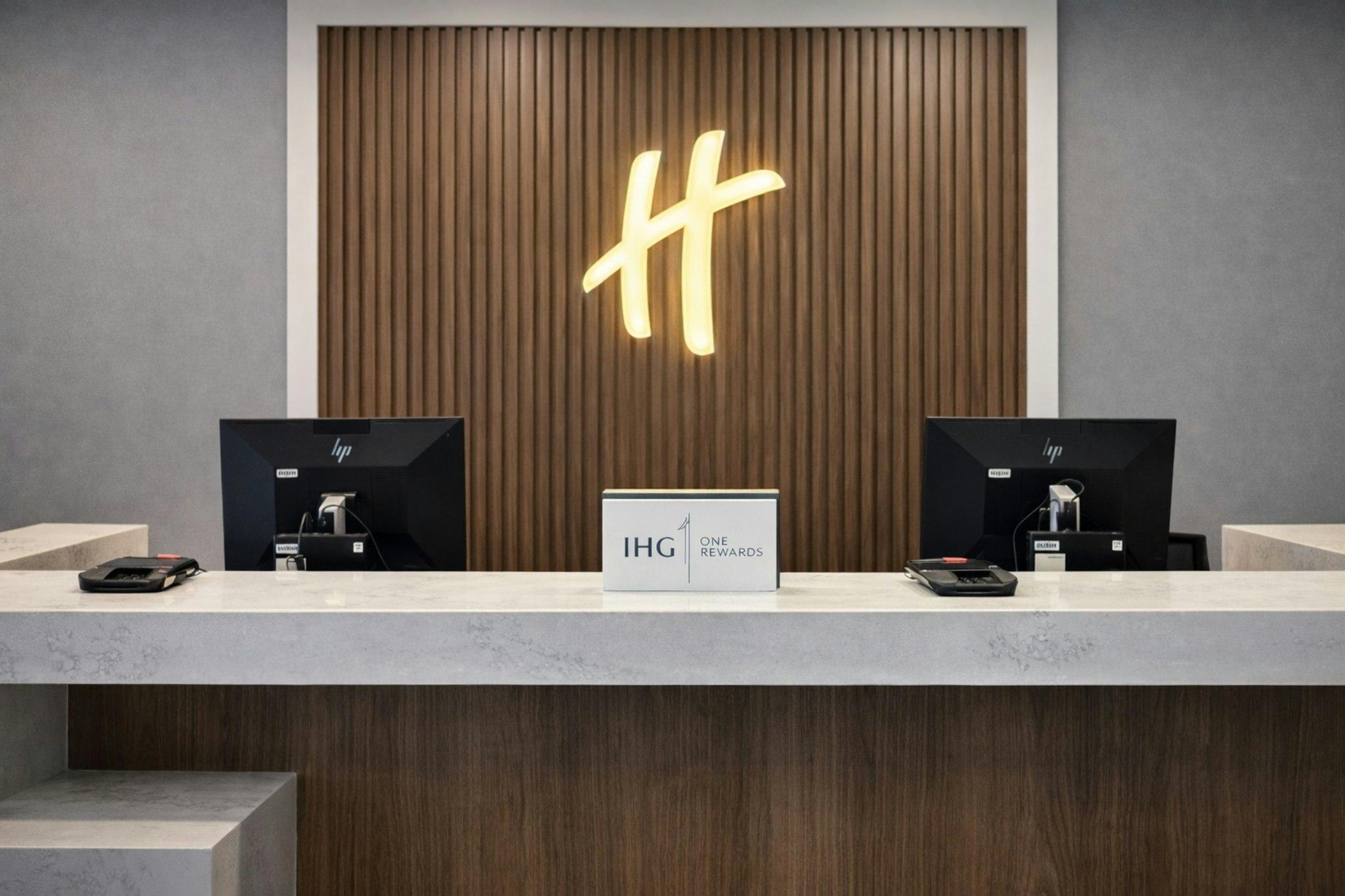 ホリデイ イン ＆ スイーツ ミシサガ ウエスト ／ メドーベール バイ IHG 写真