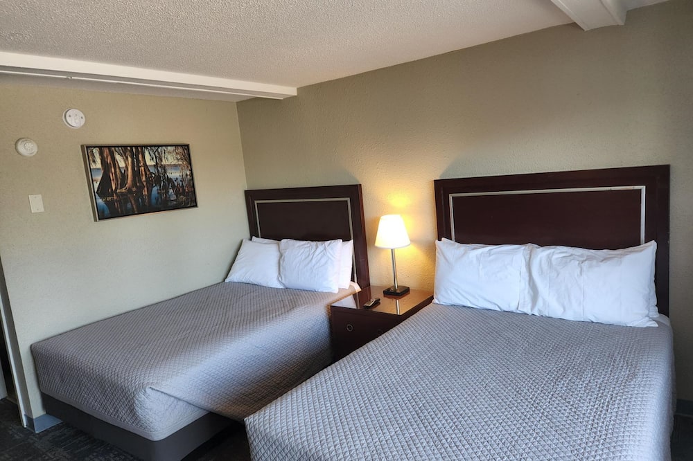 クイーン シティ イン 写真