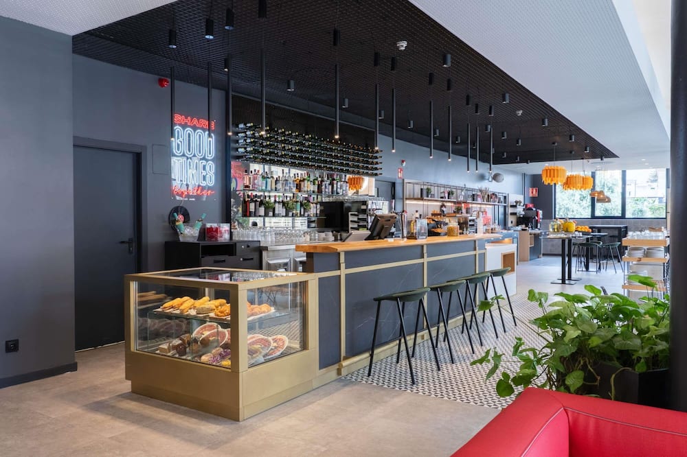 イビス マラガ セントロ シウダード 写真