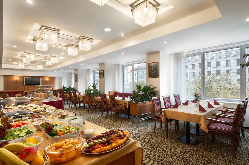 ラマダ バイ ウィンダム プラハ シティ センター 写真