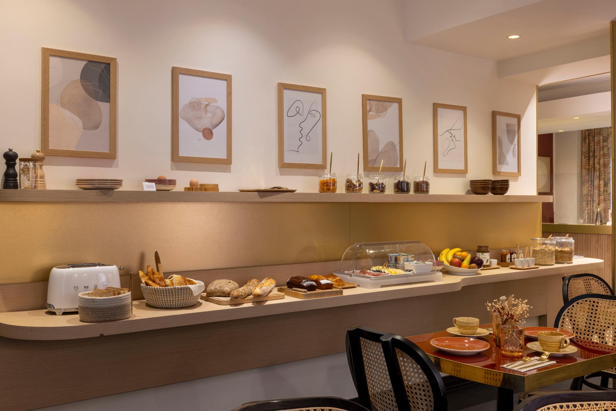 ホテル レ バイリ デ サフラン 写真