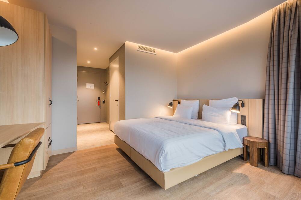 アーバン ロッジ 写真