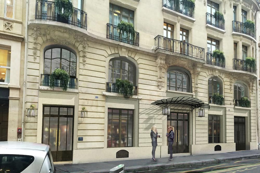 メゾン アストール パリ キュリオ バイ ヒルトン コレクション 写真