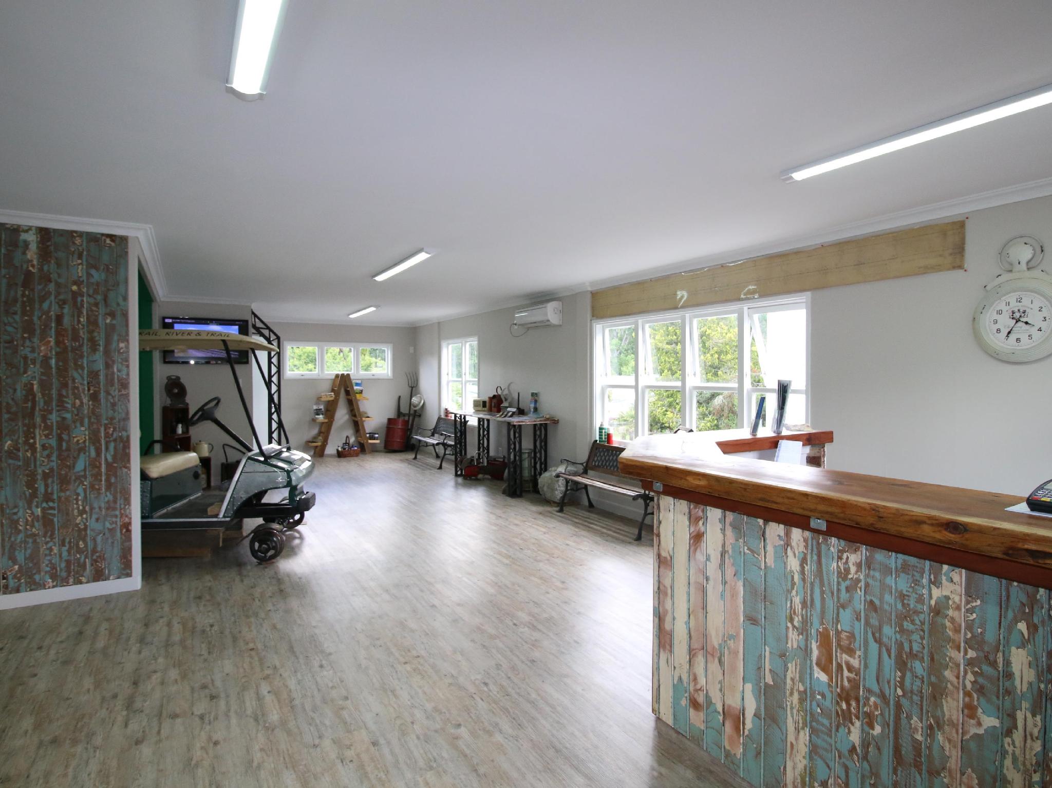 フォーガッテン ワールドモーテル 写真