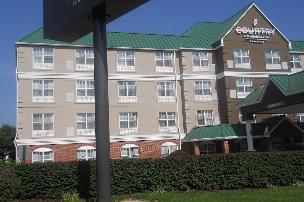 カントリー イン&スイーツ バイ ラディソン ジョージタウン 写真