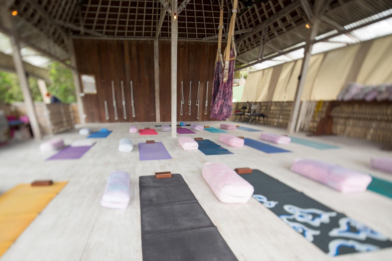 ポンドク ピサン チャンディダサ 写真