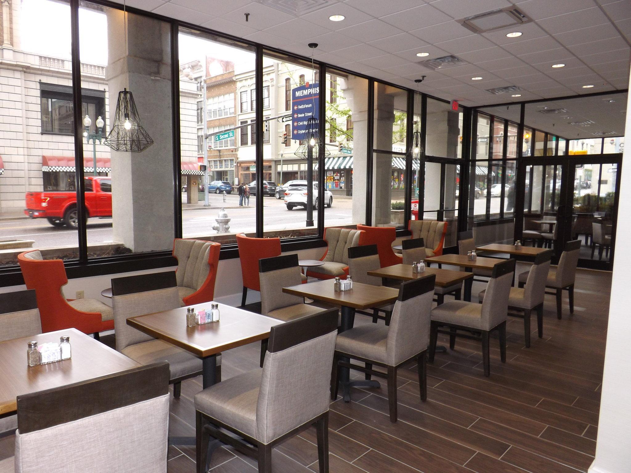 ホリデイ イン メンフィス ダウンタウン ビール ストリート バイ IHG 写真