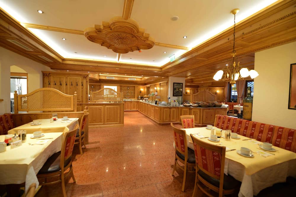 ダス ジンマーブロウ 写真