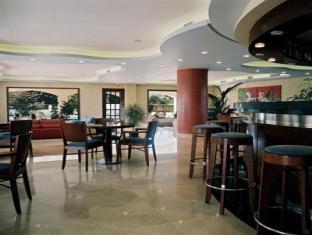 ホテル ボン レトーン 写真