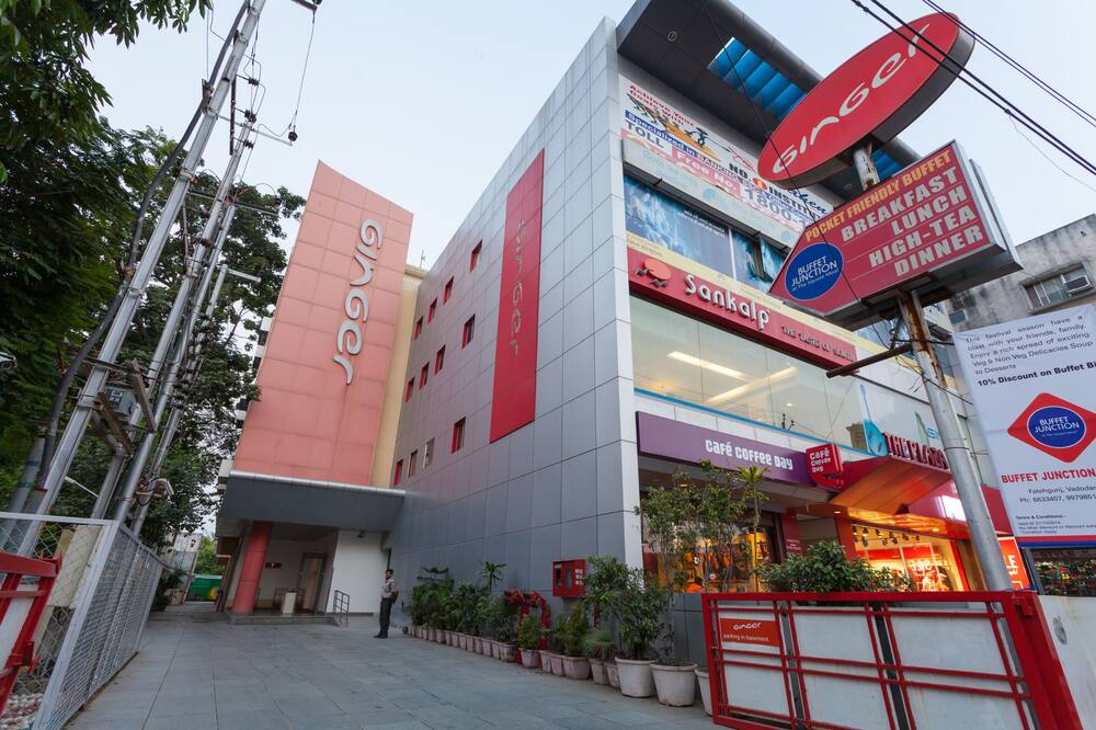 Ginger Vadodara 写真